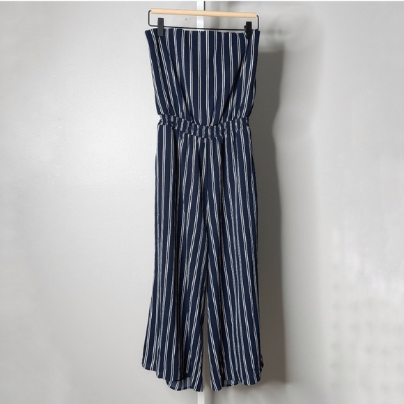 Lulus Jumpsuit Blue White Stripe Strapless Cropped Leg Open Back Elastic Waist - Picture 2 of 16